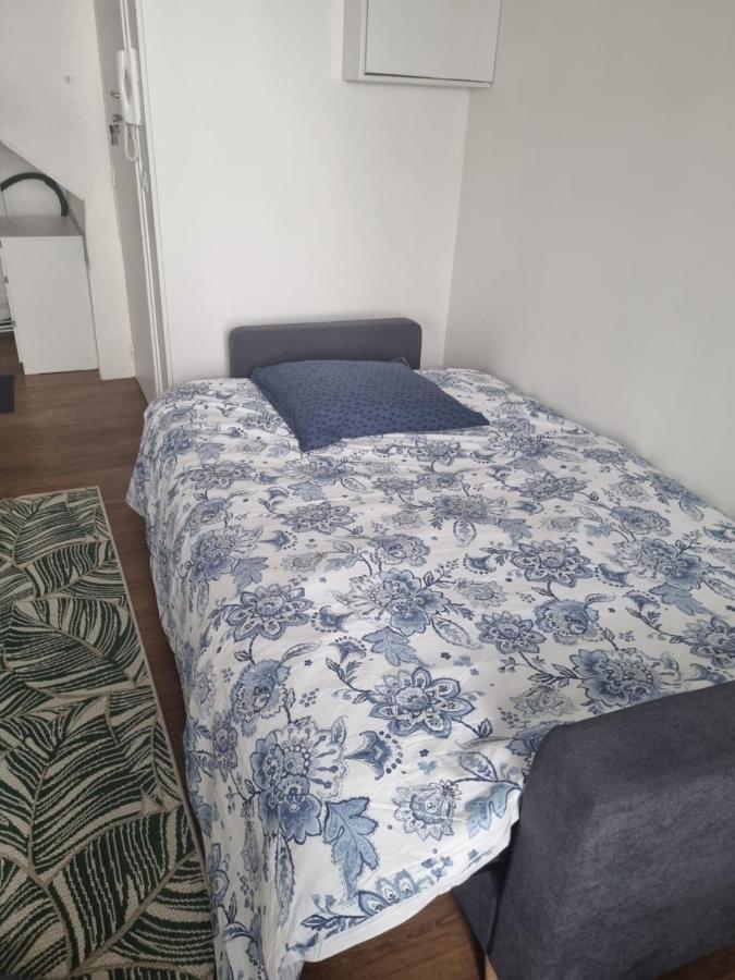 Appartement De La Rose Руан Экстерьер фото